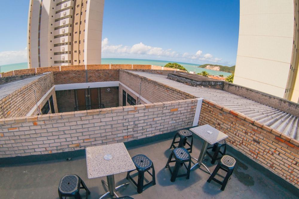 Economy Flat 2*